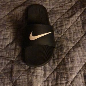 Nike slides
